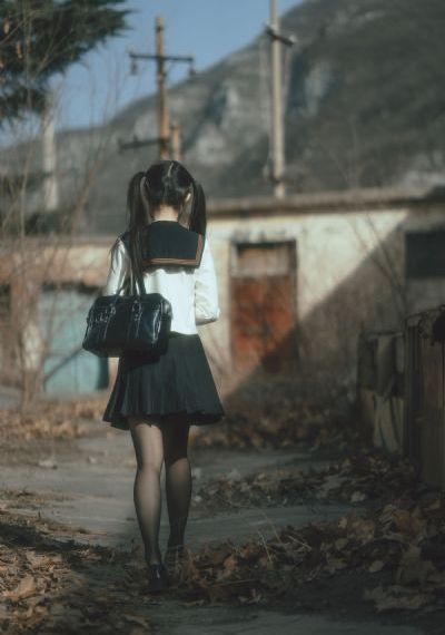 韩剧年轻的岳母_蓝光天堂在线